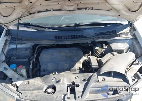 2015 Honda Odyssey Touring/Touring Elite z USA, uszkodzony, nr VIN 5FNRL5H97FB045090